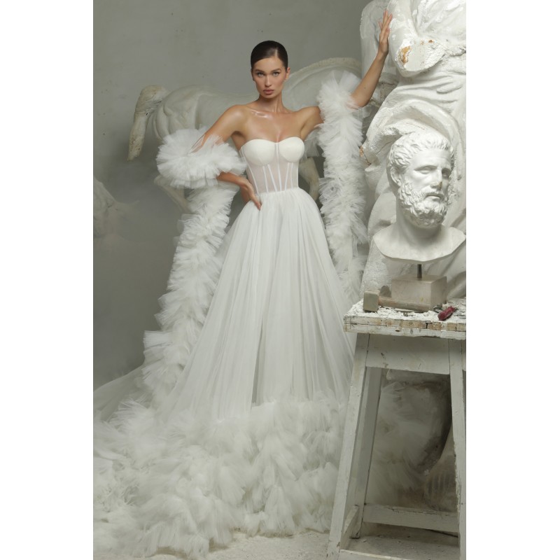 WSPANIAŁA SUKNIA BIDAL Z KOŚCI SŁONIOWEJ